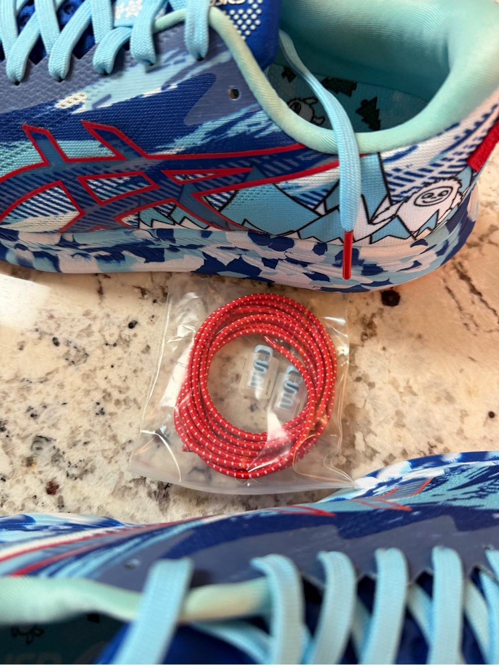 Asics Women's Blue Light Blue Red Athletic Running Shoes - Picture 8 of 8